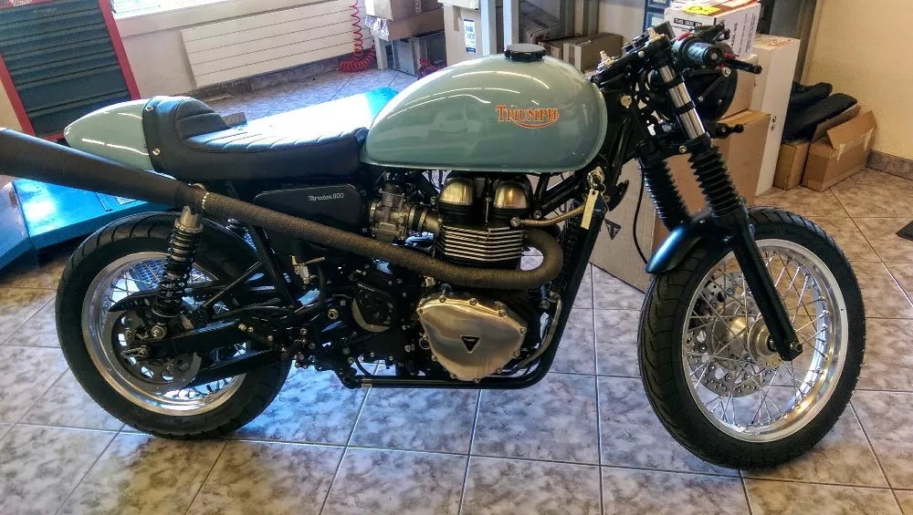  Triumph Thruxton T900